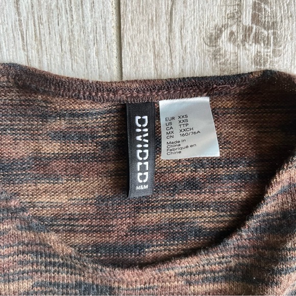 H&M Divided | Long Sleeve Cutout Dress Brown - Picture 7 of 9